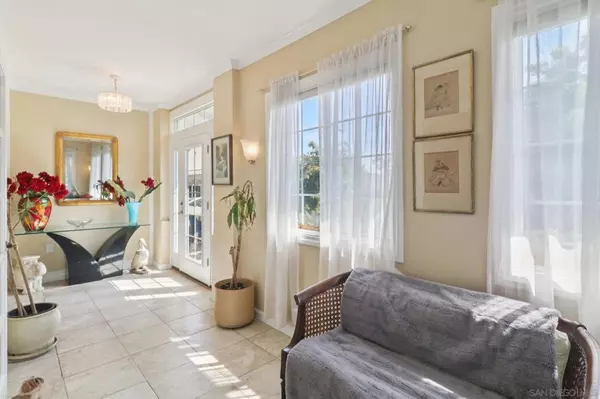 San Diego, CA 92104,3509 11 32nd st