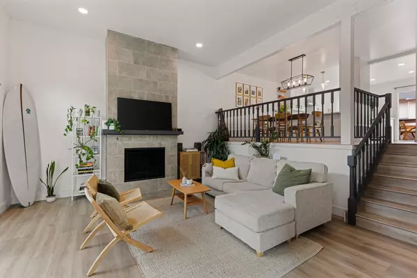 Oceanside, CA 92054,2510 Woodlands Way