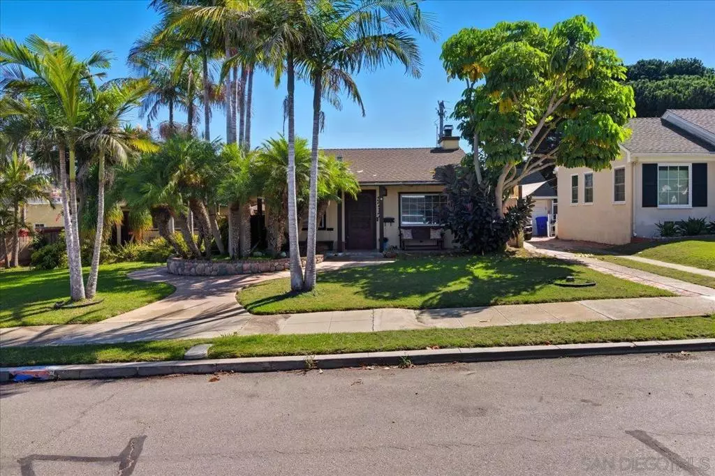 San Diego, CA 92107,3717 Poe Street