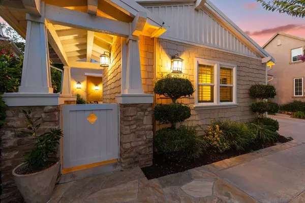 Carlsbad, CA 92009,3474 Camino Cereza