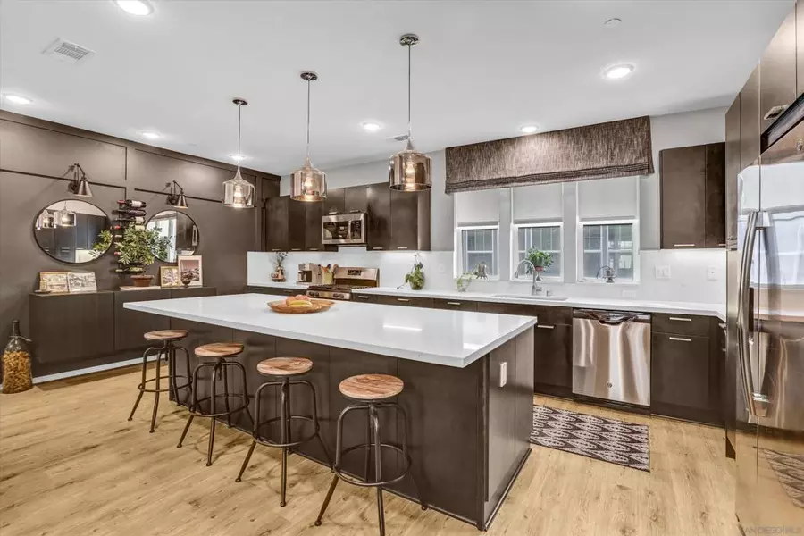 5320 Calle Rockfish #8, San Diego, CA 92154