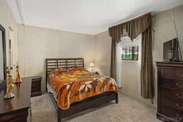 Chula Vista, CA 91911,521 ORANGE AVE W #24