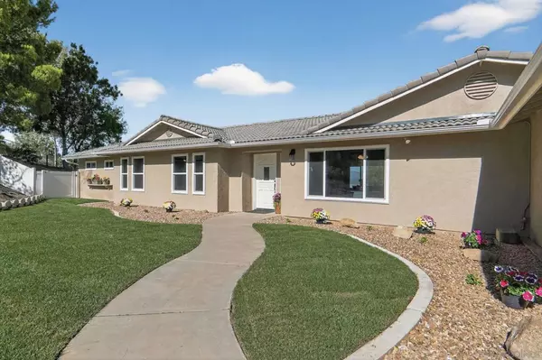 Ramona, CA 92065,16493 mountain shadow ln