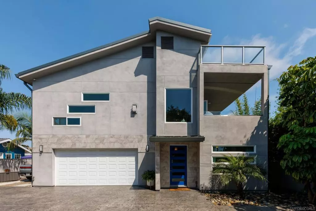 Oceanside, CA 92054,2743 Mesa Dr