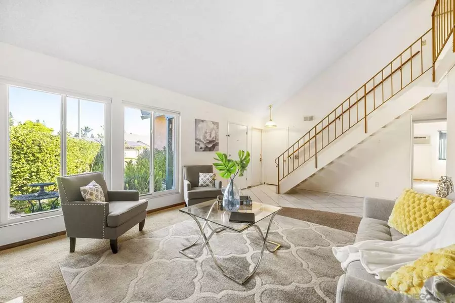 15541 Paseo Jenghiz, San Diego, CA 92129