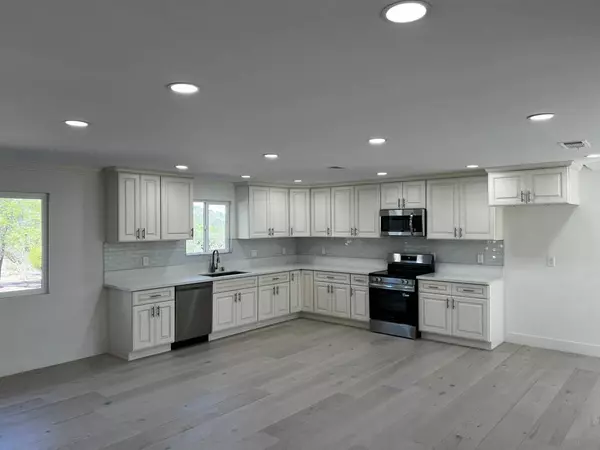 Ramona, CA 92065,17743 Highway 67 (not on)