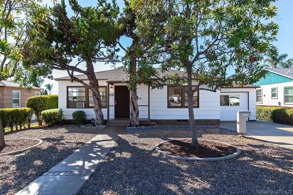 3946 Paula St, La Mesa, CA 91941