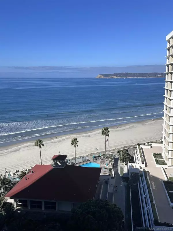 Coronado, CA 92118,1730 Avenida del Mundo #1105