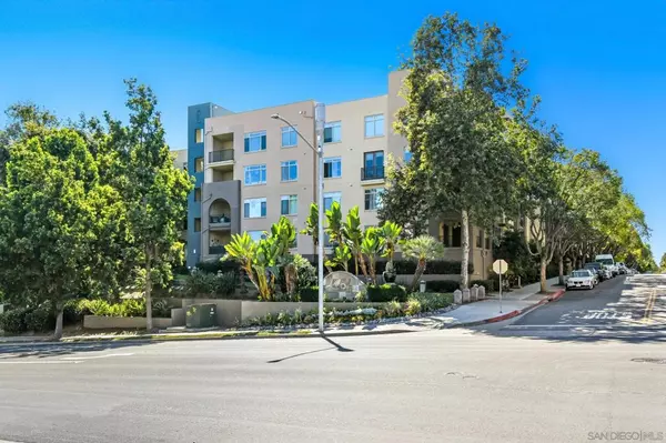 San Diego, CA 92108,8355 Station Village Ln #4417