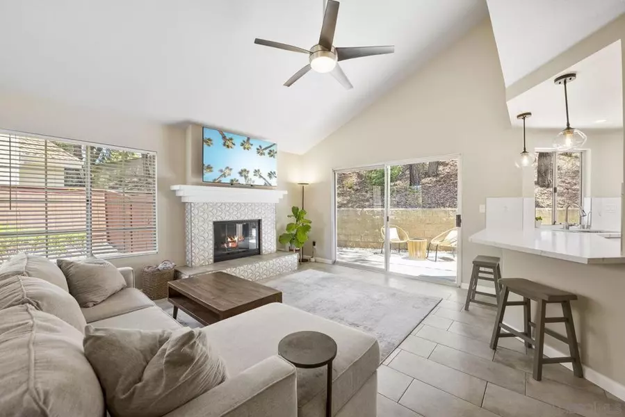 11781 Caminito De Las Missiones, San Diego, CA 92128