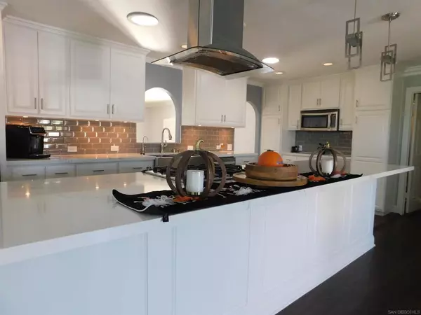 El Cajon, CA 92019,1079 Cosmo Ave