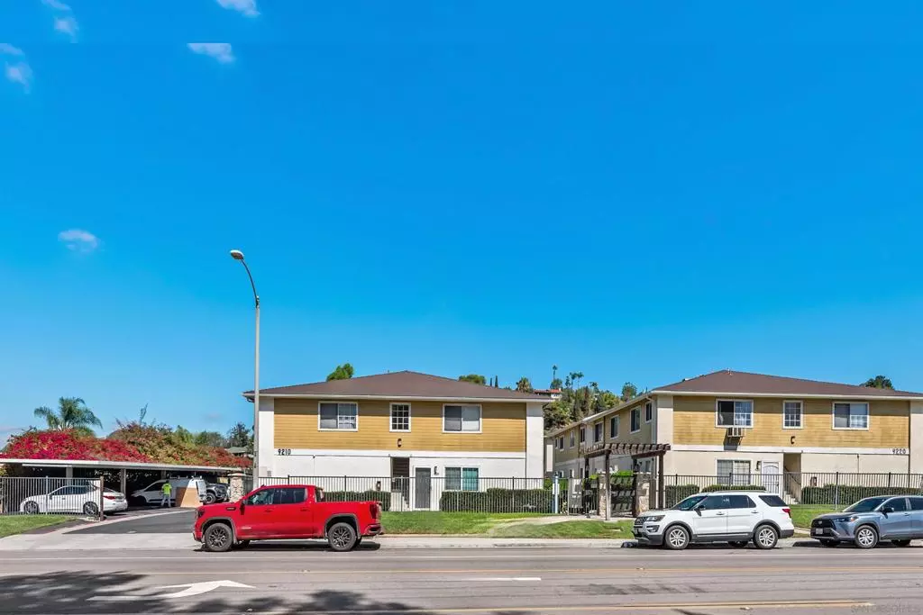 Spring Valley, CA 91977,9210 Kenwood Dr. ##L