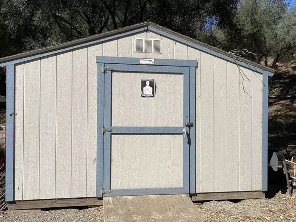 Valley Center, CA 92082,26411 N Lake Wohlford Rd