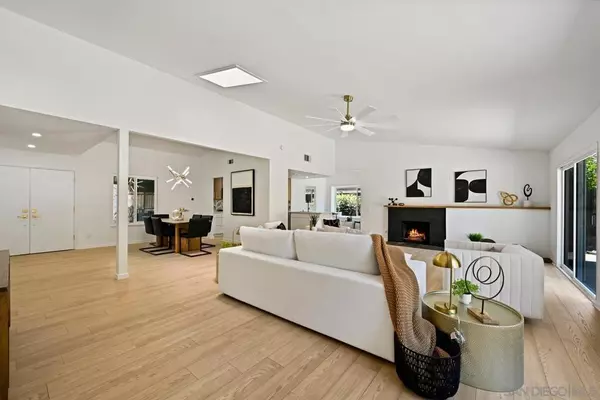 Poway, CA 92064,13010 Pomard Way