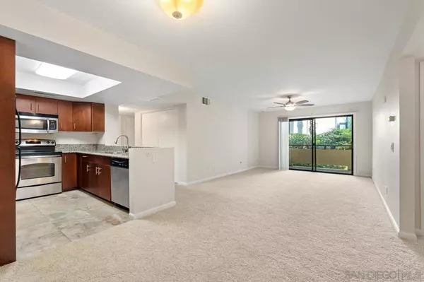 San Diego, CA 92115,5885 El Cajon Blvd #214