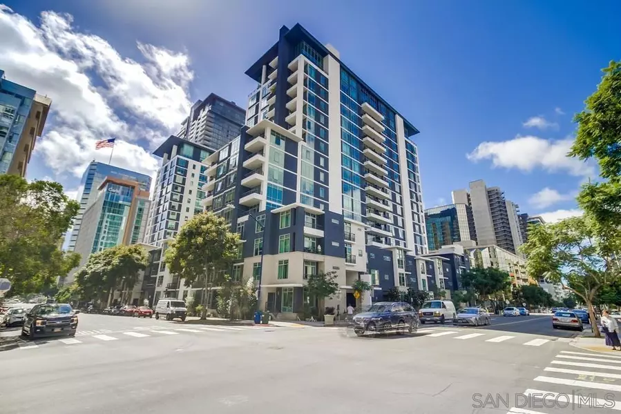 425 W Beech #302, San Diego, CA 92101