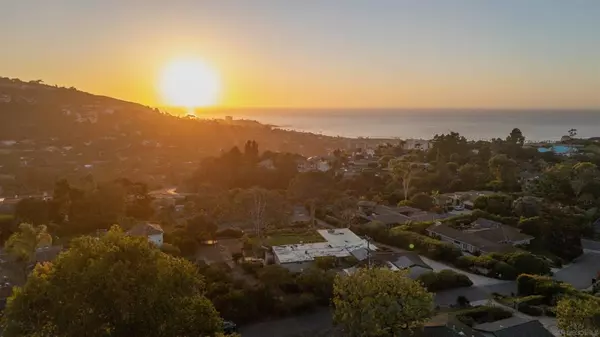 La Jolla, CA 92037,7835 La Jolla Vista Drive