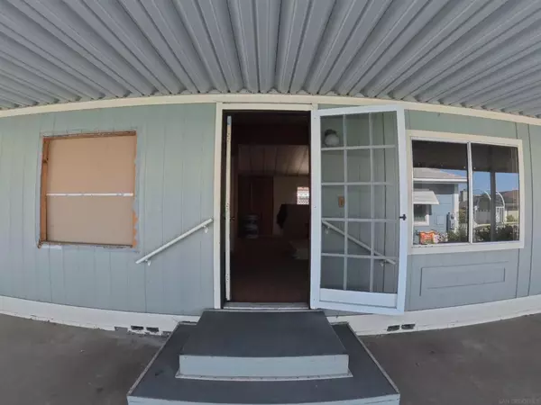 Oceanside, CA 92057,5201 Colonial Way