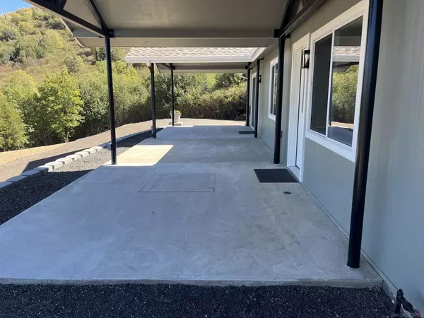 Julian, CA 92036,17099 Iron Springs Rd