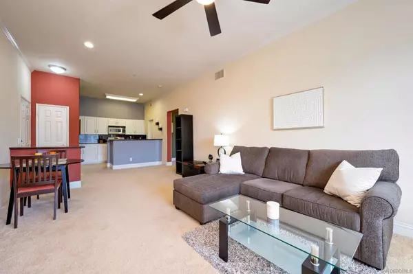 12368 Carmel Country Rd #303, San Diego, CA 92130