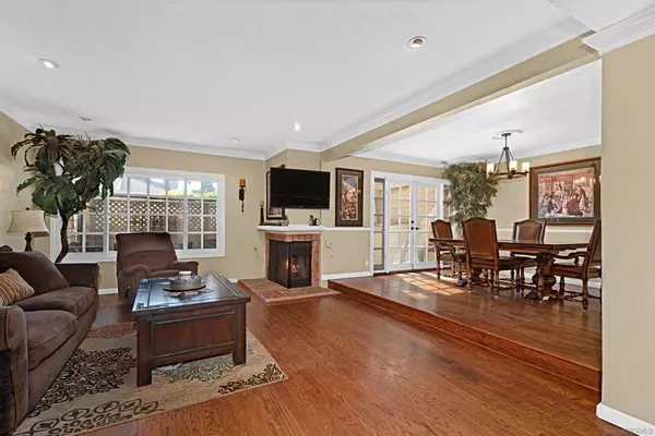 San Diego, CA 92131,9917 Aviary Drive