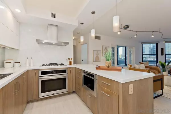 San Diego, CA 92101,500 W Harbor Dr #713