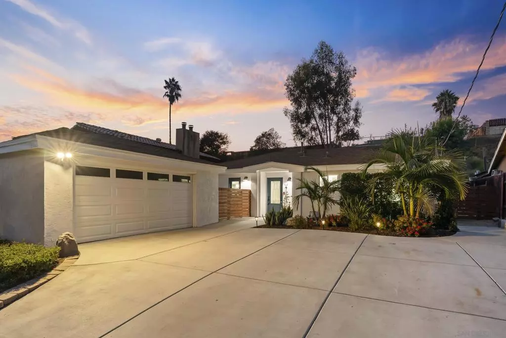 Spring Valley, CA 91977,10452 Fairhill Dr