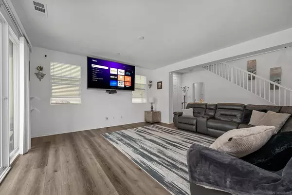 Murrieta, CA 92563,38512 Rosegate Pl