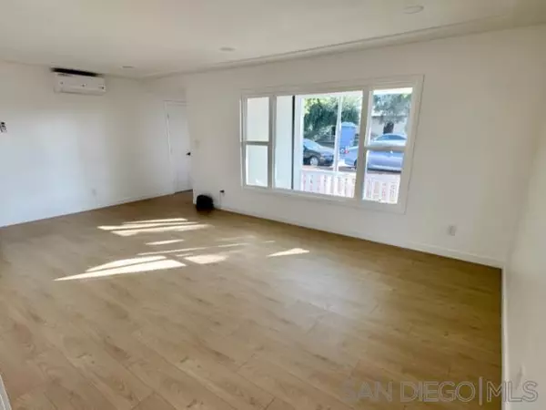 Spring Valley, CA 91977,618 La Presa Ave