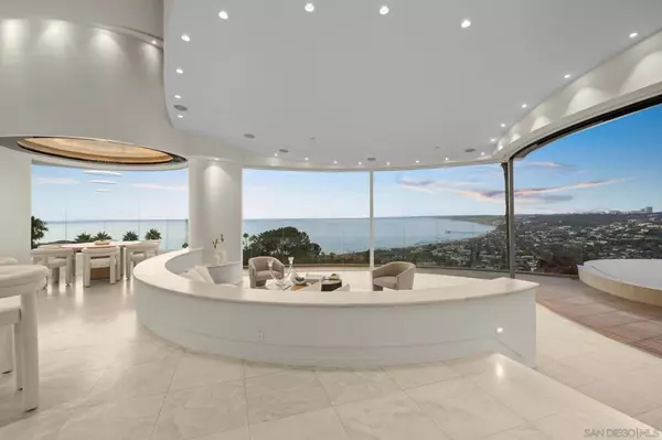 La Jolla, CA 92037,7455 Hillside Dr