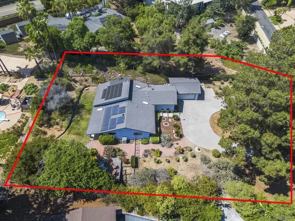 La Mesa, CA 91941,4578 Shade Rd