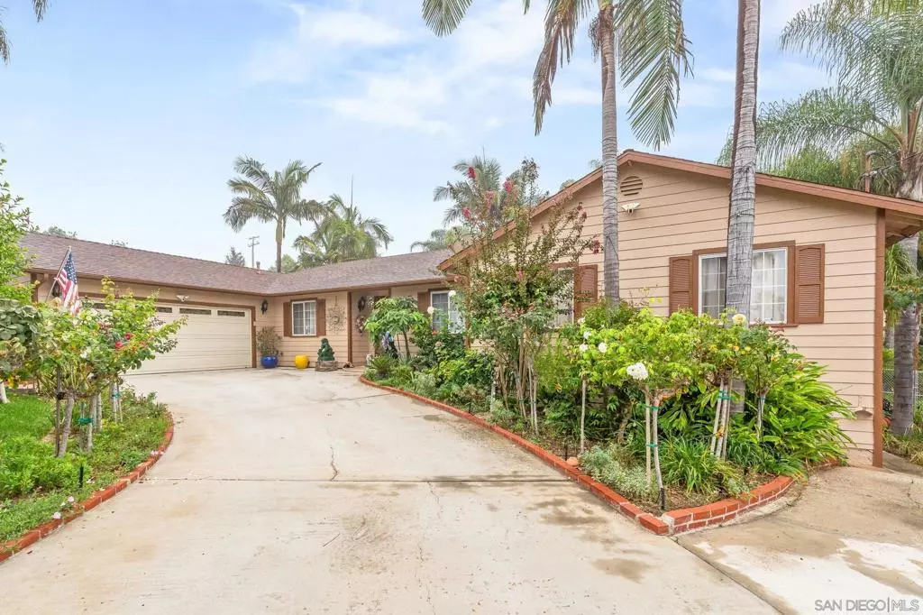 Fallbrook, CA 92028,1451 Via Lima