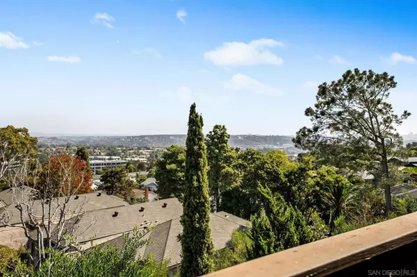 Del Mar, CA 92014,13735 Mango Dr