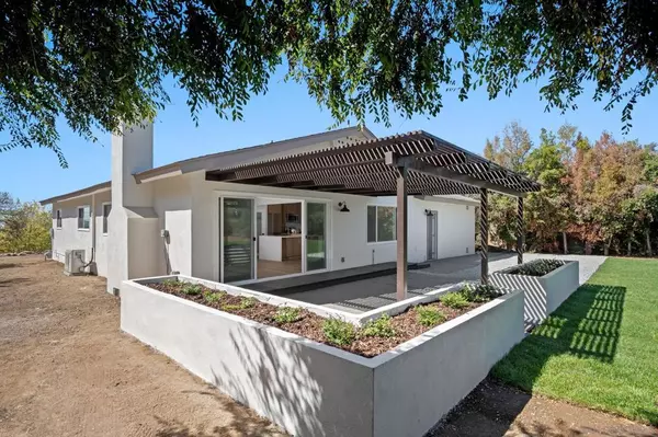 4551 Peak Ct, La Mesa, CA 91941