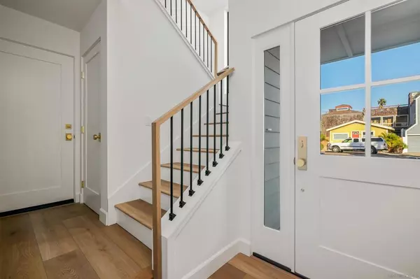 San Diego, CA 92109,722 Nantasket Ct