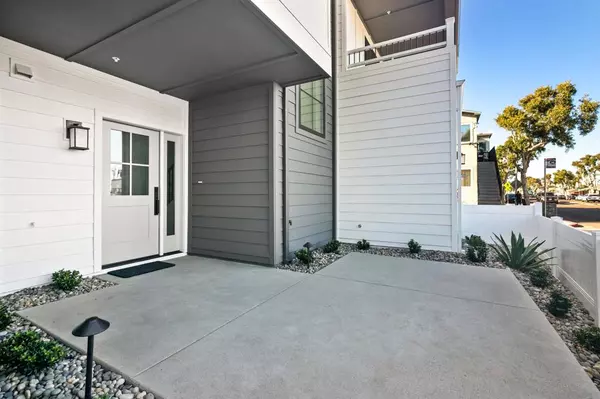 San Diego, CA 92109,722 Nantasket Ct