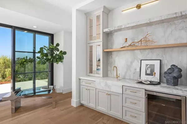 Rancho Santa Fe, CA 92067,6067 Paseo Valencia