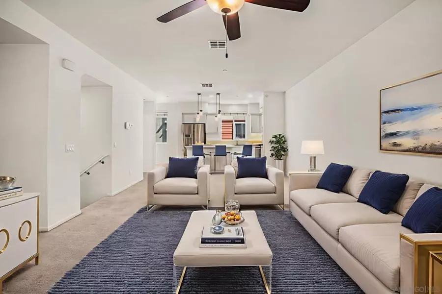 225 Royal Glen #408, Escondido, CA 92025