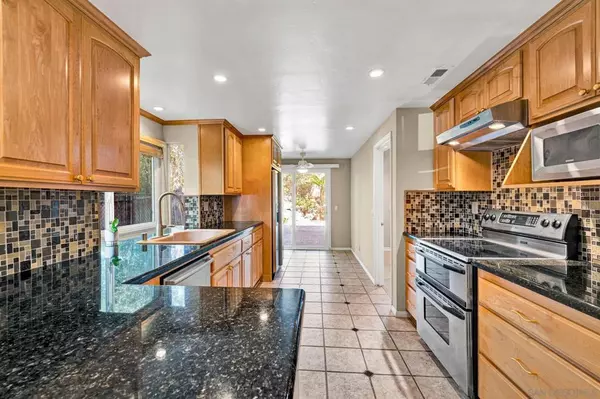 San Diego, CA 92111,3710 Old Cobble Road