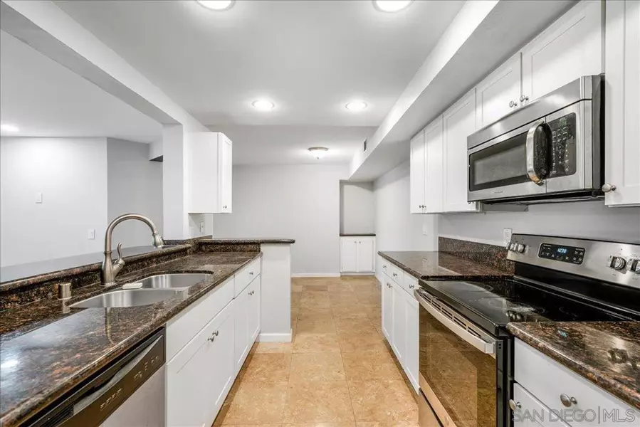 1050 E Washington Ave #44, Escondido, CA 92025