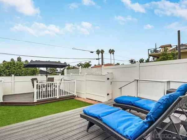 La Jolla, CA 92037,8392 La Jolla Shores Drive