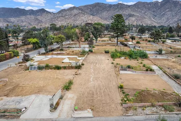 Altadena, CA 91001,523 E Poppyfields Dr