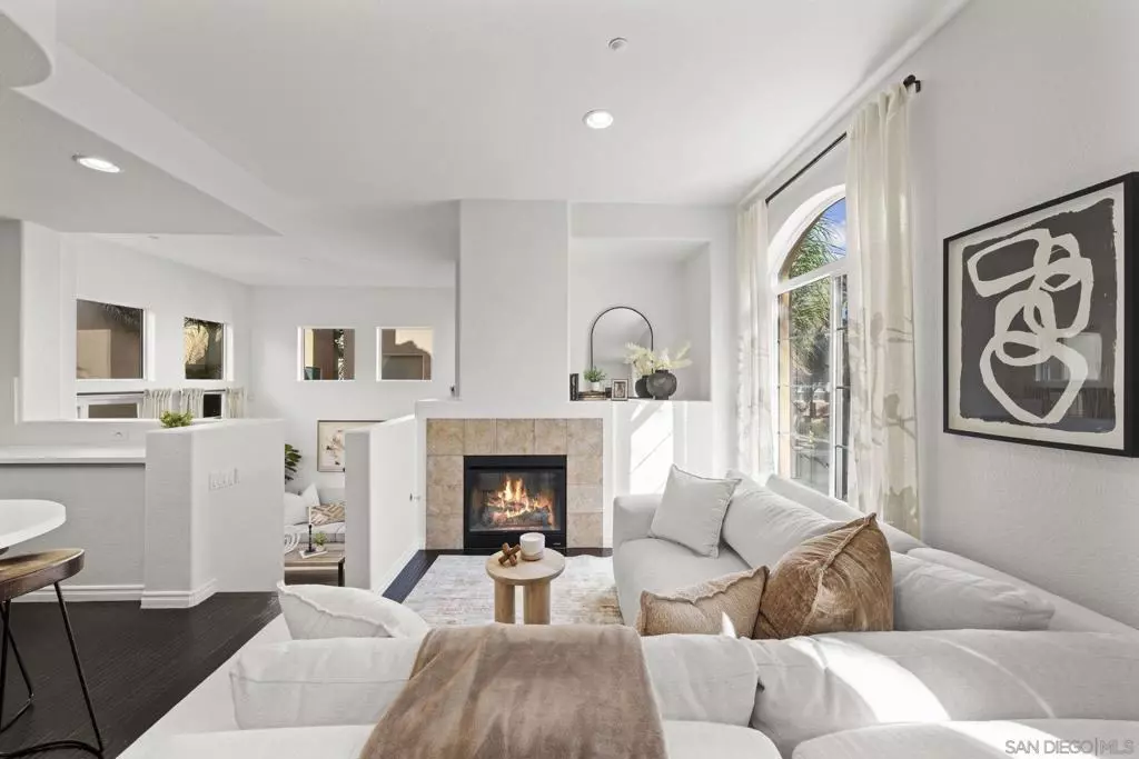 San Diego, CA 92108,2816 Villas Way