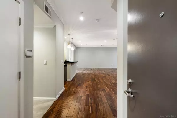 San Diego, CA 92103,3650 5TH Ave #415