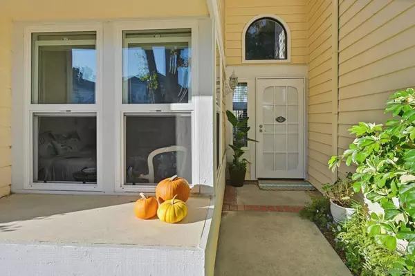 Encinitas, CA 92024,3626 Lorimer Ln
