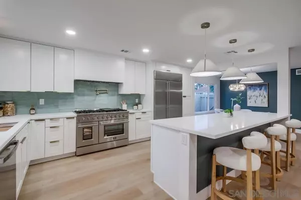 San Diego, CA 92131,10415 Mesa Madera Dr