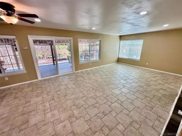 San Diego, CA 92126,11377 Volans St