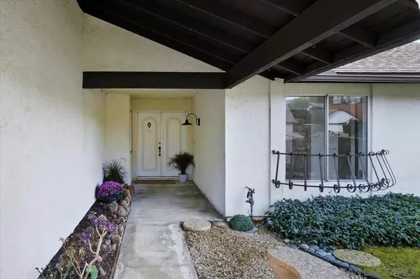 Escondido, CA 92026,1708 Woodbridge Rd