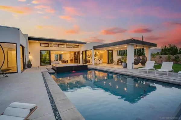 5384 Aurora Summit Trl, San Diego, CA 92130