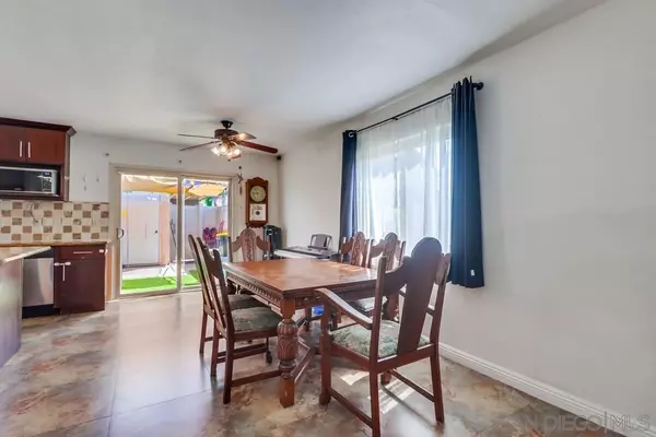 Spring Valley, CA 91977,8233 Warmwood Ave